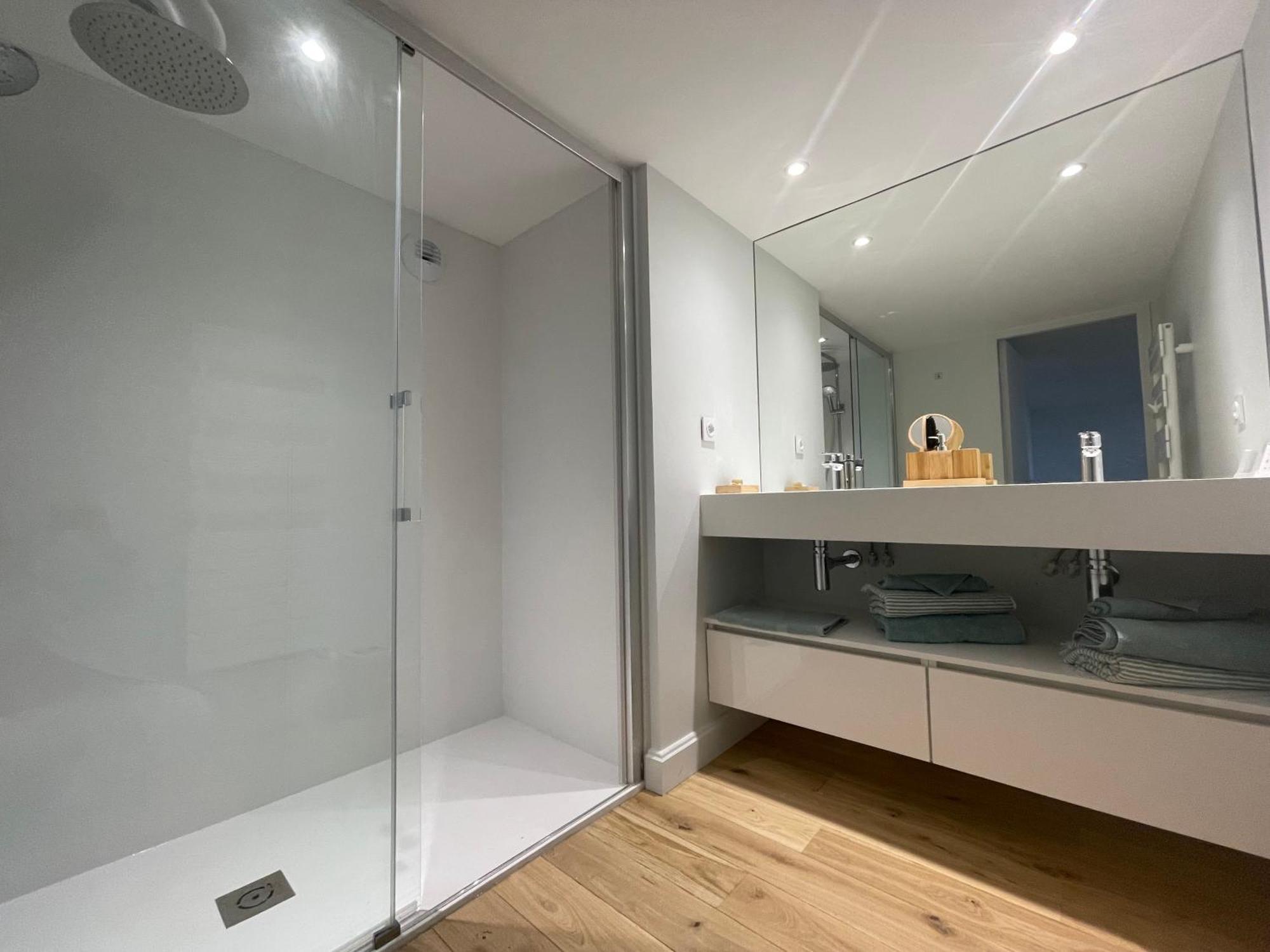 Apartment Face Pieds Dans L'eau Duplex 4 155 M2 8-12 Personnes